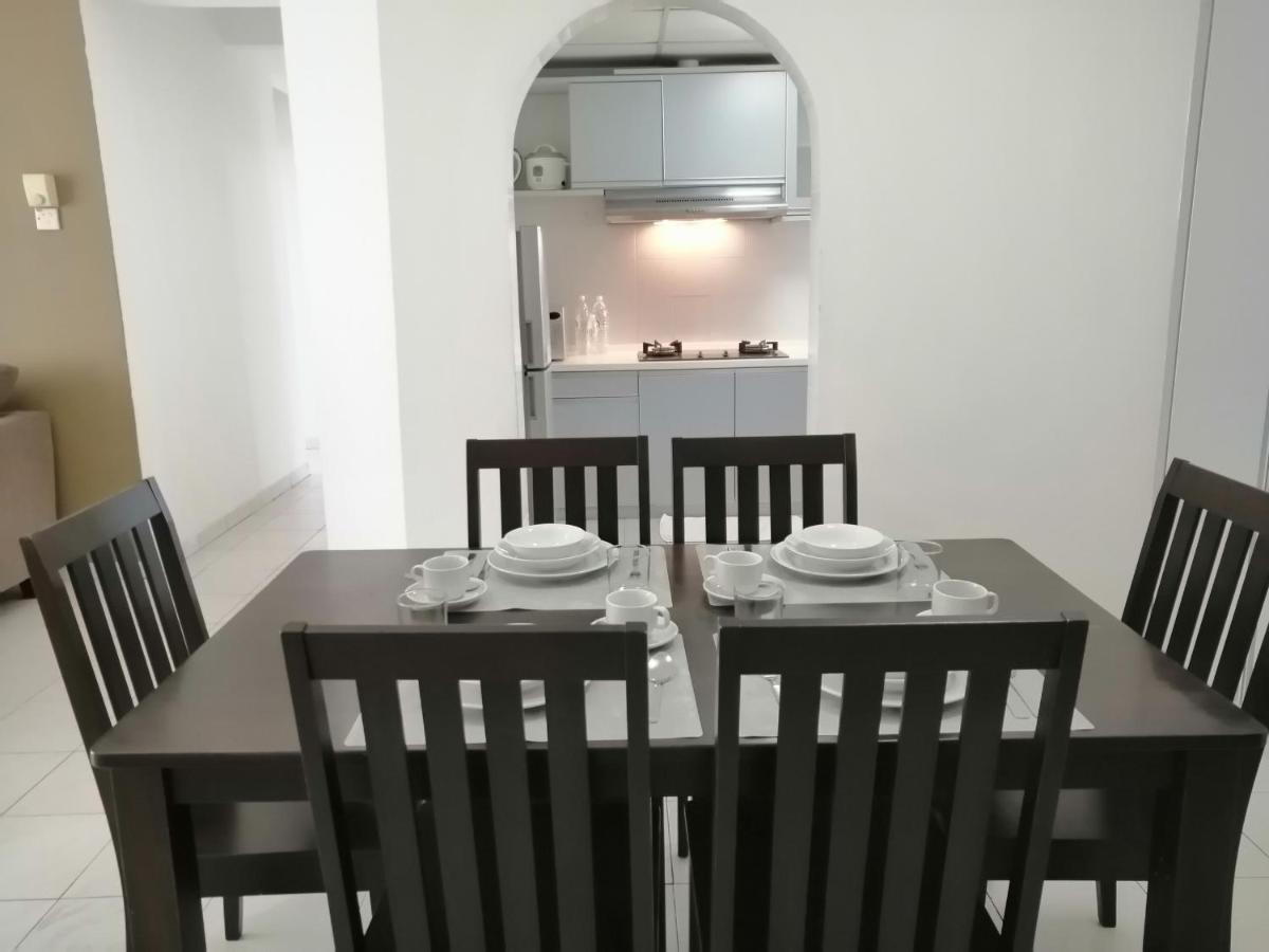 Noble Villa Apartment George Town Bagian luar foto