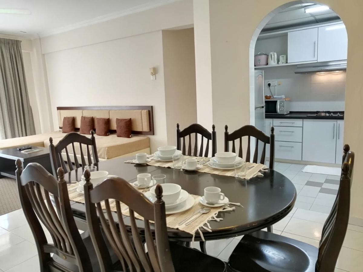 Noble Villa Apartment George Town Bagian luar foto